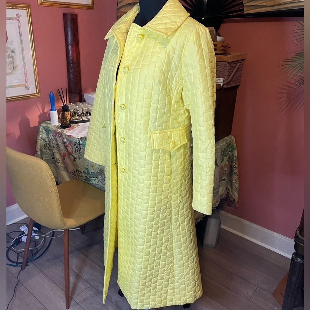 Vintage Mid century yellow puffer pea coat Fits like a small Label is Spindrift - Picture 3 of 7